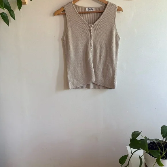 ✨Vintage Emilie Knit Top✨ - size M - Picture 3 of 5